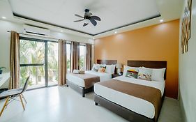 Spacio Caliraya Bed & Breakfast